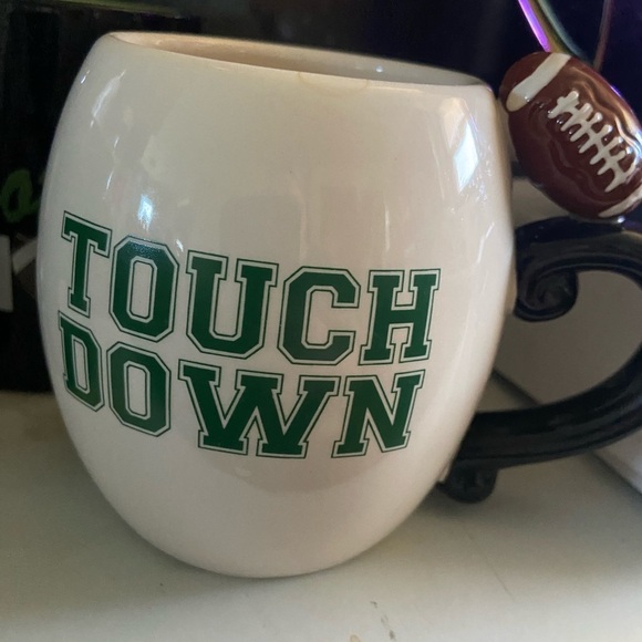 Set of three football,  Coffee ￼mugs T26 - Picture 4 of 8